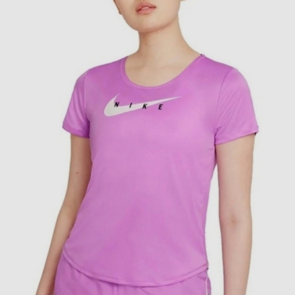 ⭐️ NIKE Lavendar Pink Dri-Fit Crew Neck Athletic Activewear Workout Running Top - Picture 1 of 9